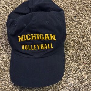 nike university of michigan volleyball hat
